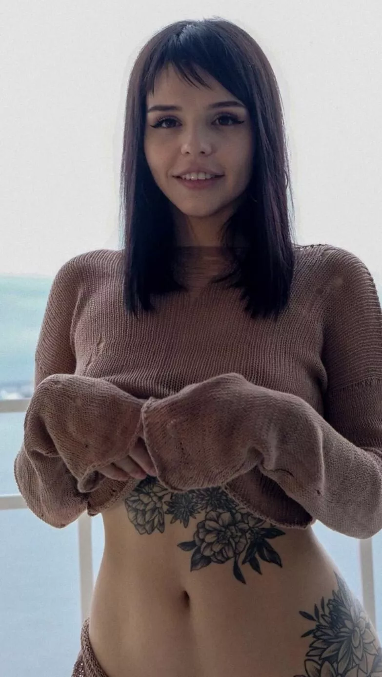 Cute teen brunette posted by penyleny