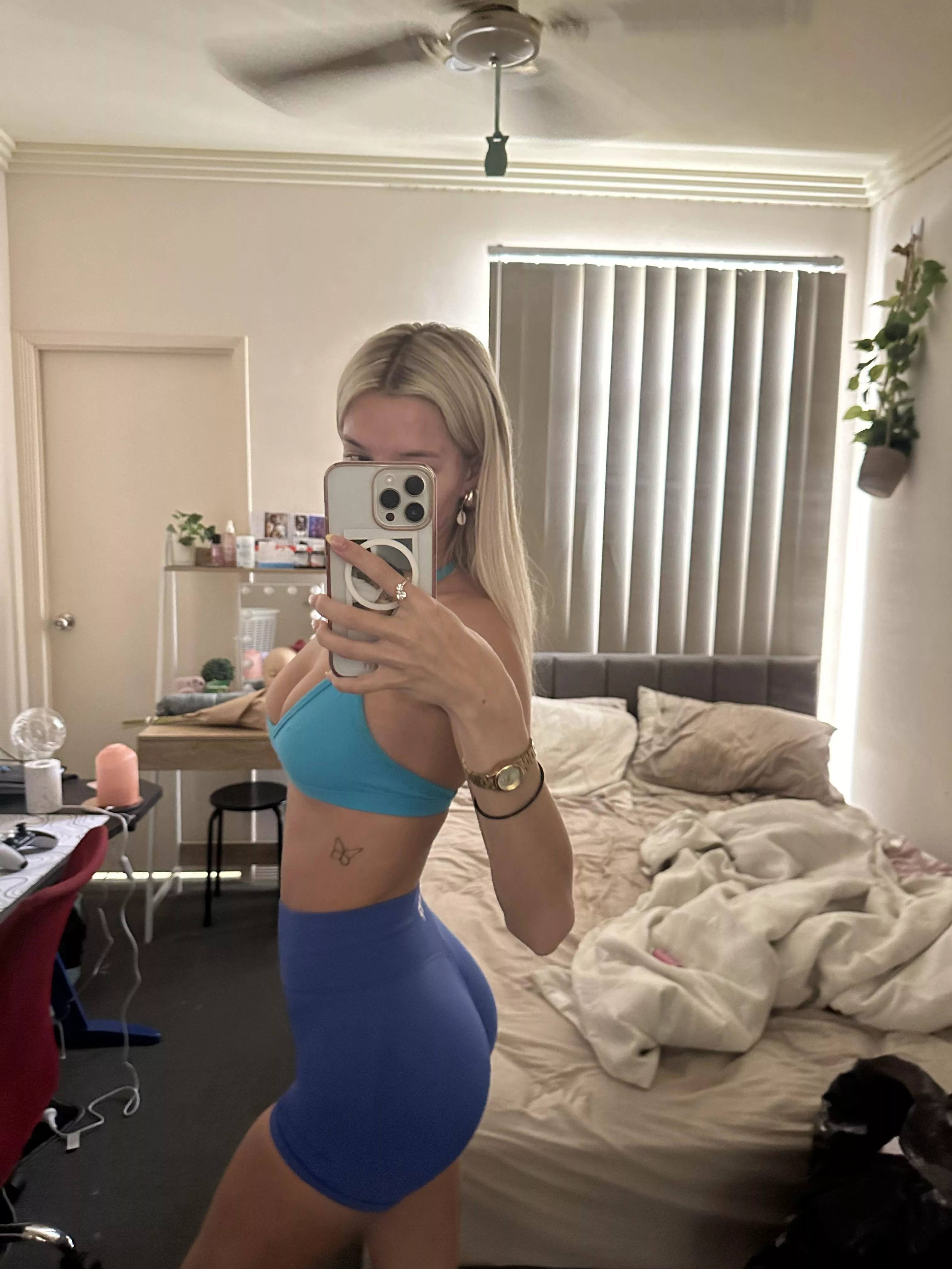 enough to get your attention or nah?
 posted by babymahis