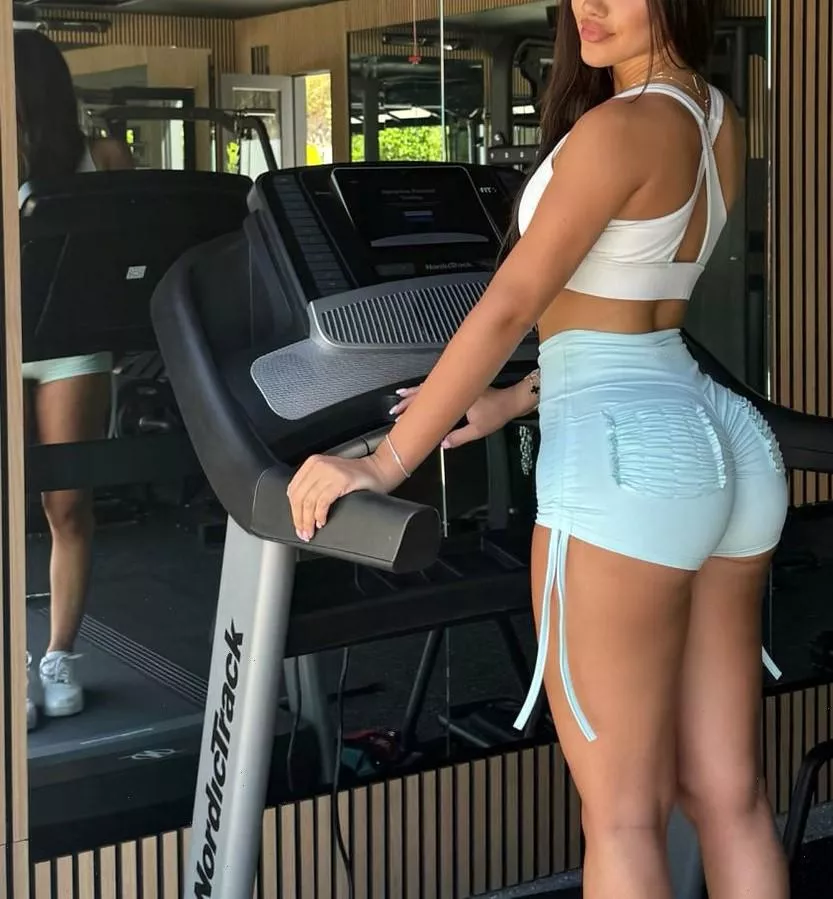 enough to get your attention or nah? posted by playhousex