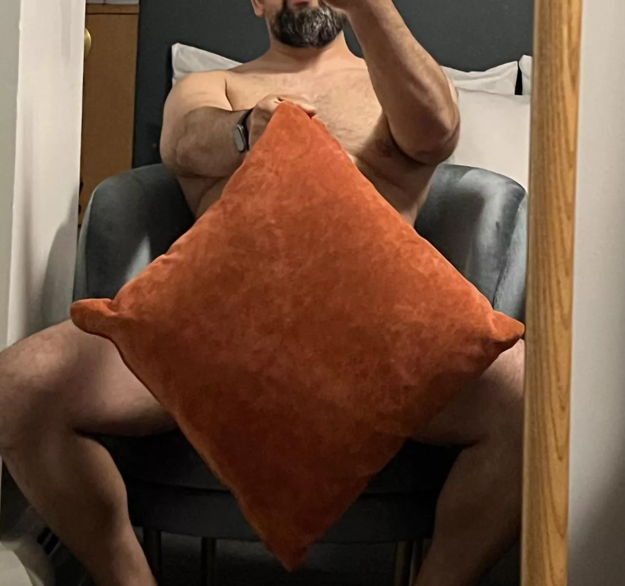 Finally able to relax in this hotel room after a long travel day.  posted by Sharp-Dog27