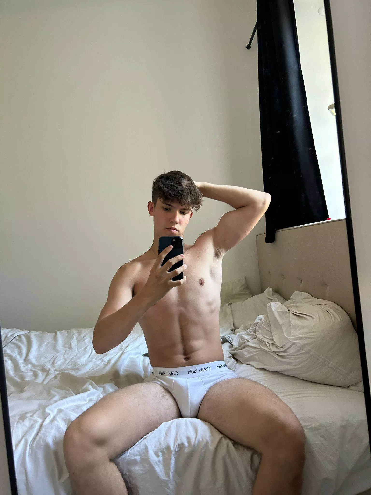 had a nap, woke up eternally horny. send help, it's urgent! posted by Electronic-Emu-3242