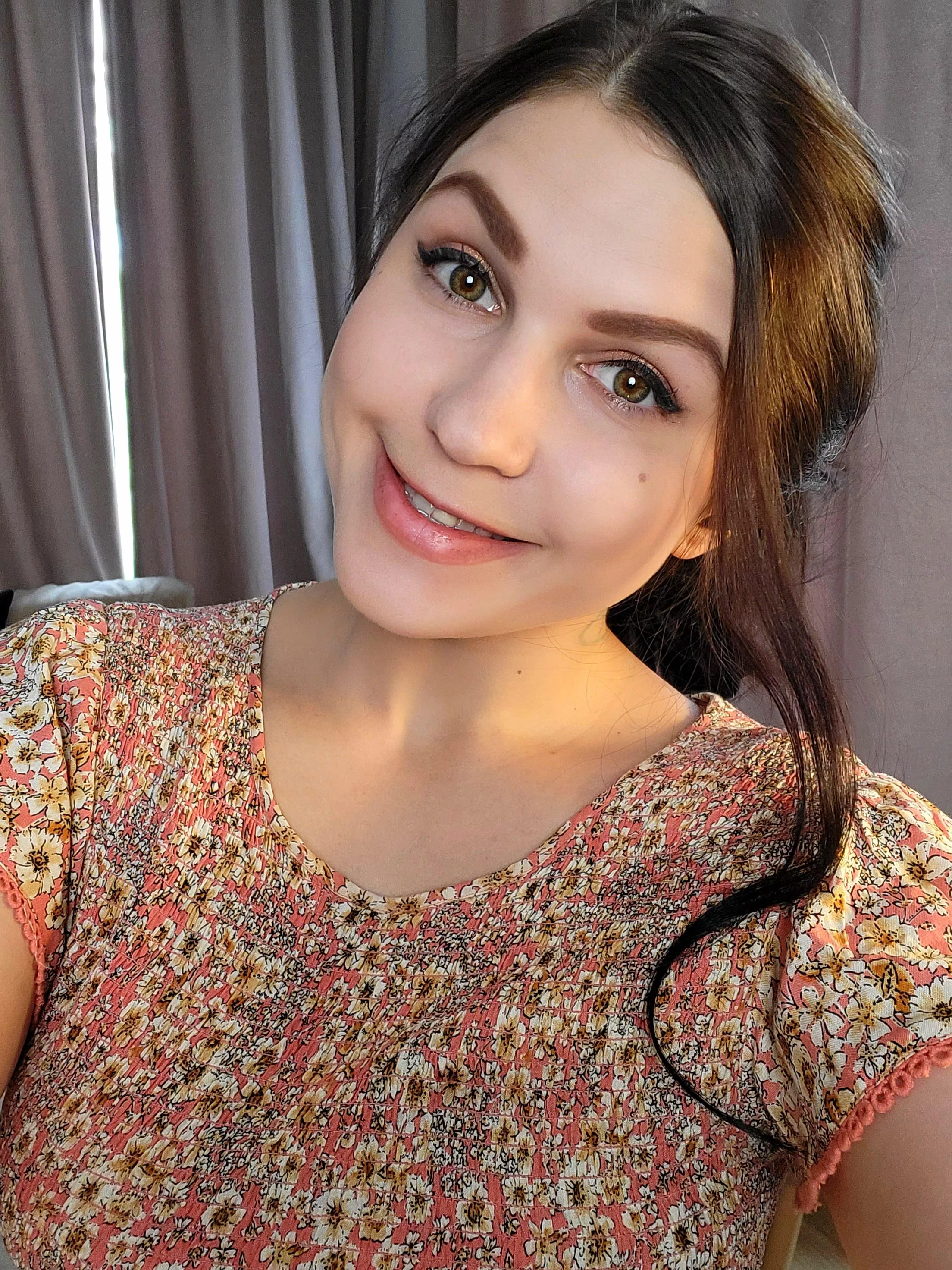 Heyy let's have some fun together on @chaturbate 😙[Tiny_hat]  posted by Tiny_hat_