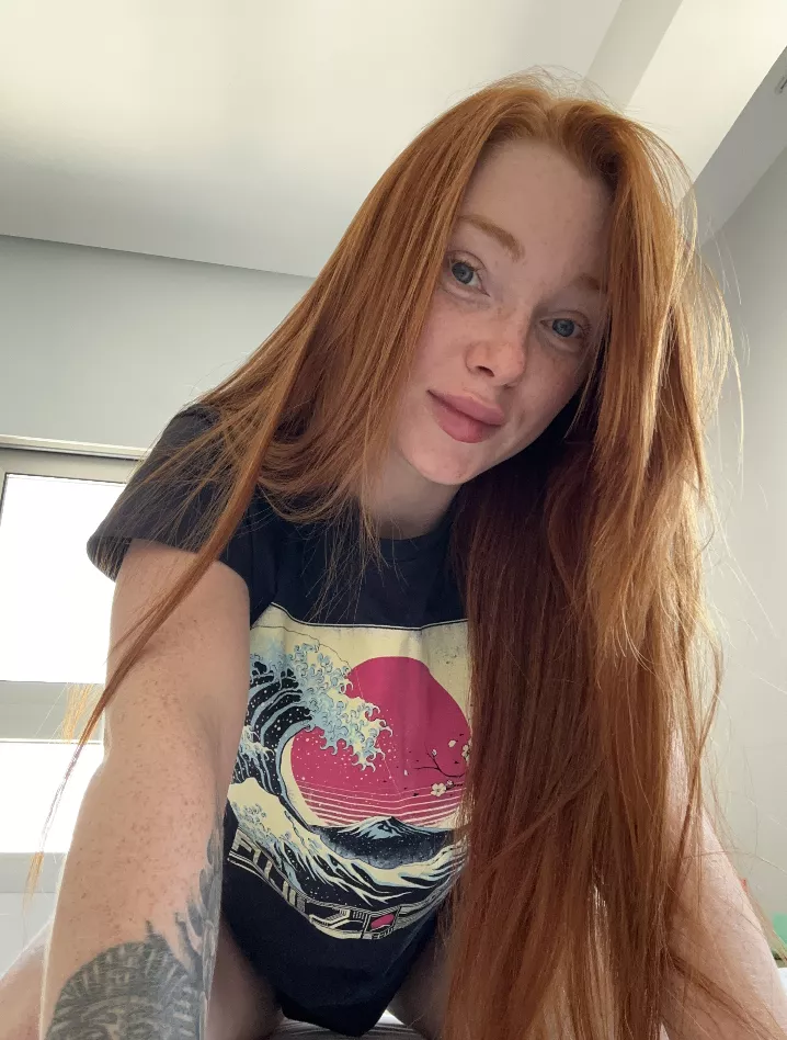 [IRTR] Morning selfie posted by seductive_diva