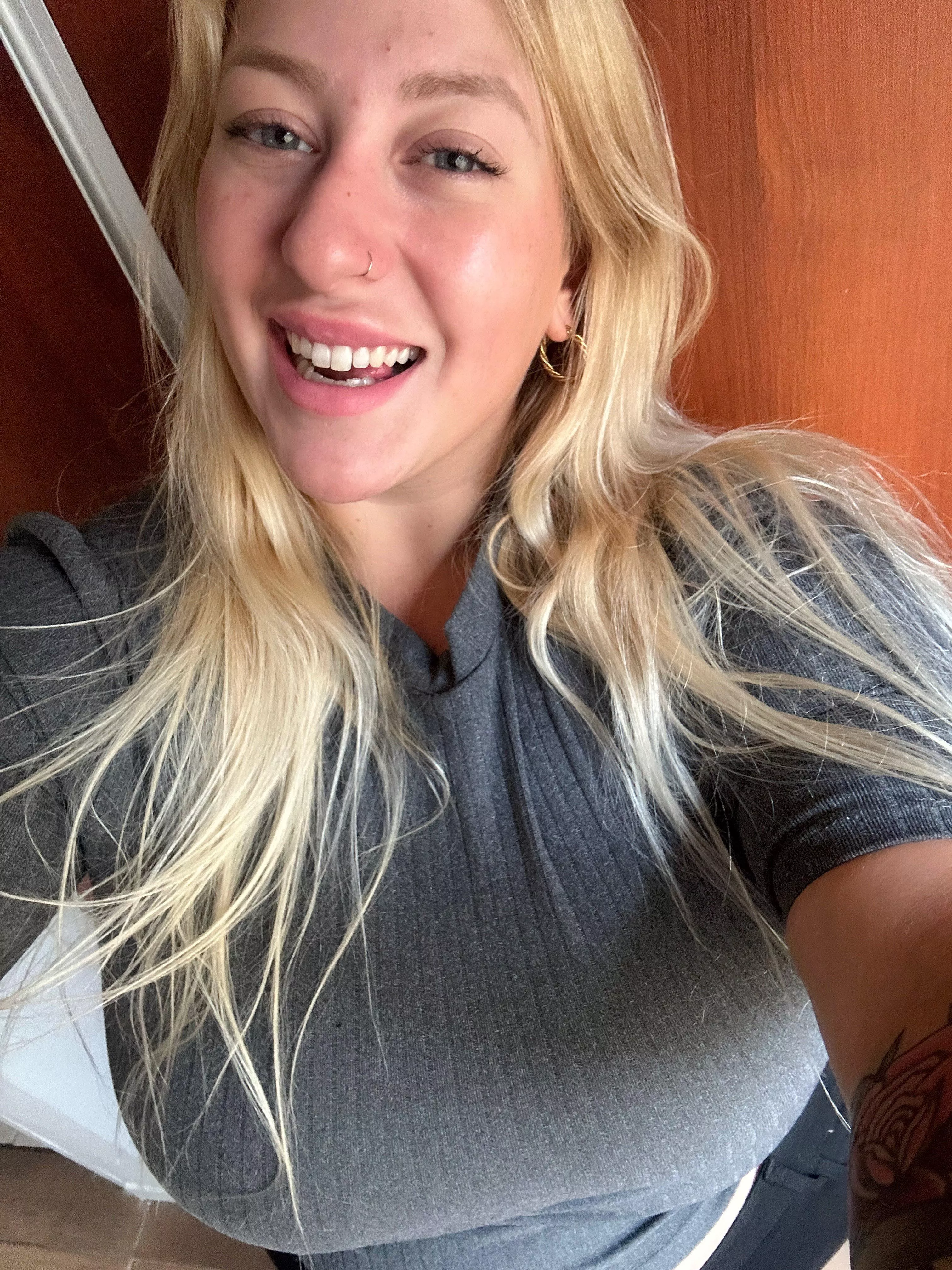 is there enough space for 2 hands and something else between them… be honest :) posted by its_anna_johnson