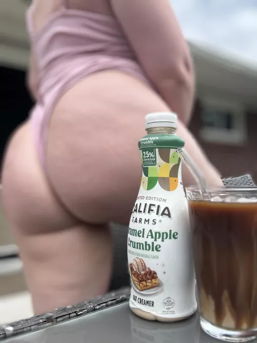 Okay Califa Farms with their new limited edition line 👏🏻  I’m here for it. 🤤  by BigB00tyBl0nde