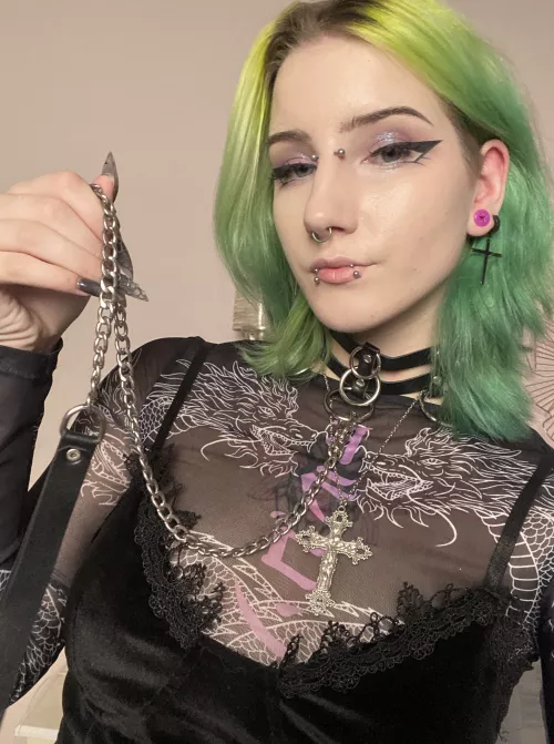 Stroke me. Make me purr 🤤 by eva_curls_