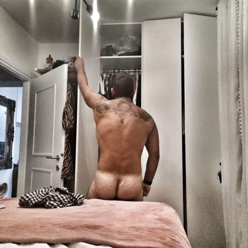 What to wear ? by kua0909