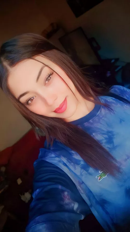 Your sexy mistress wants to dominate some slaves  by camilairmin