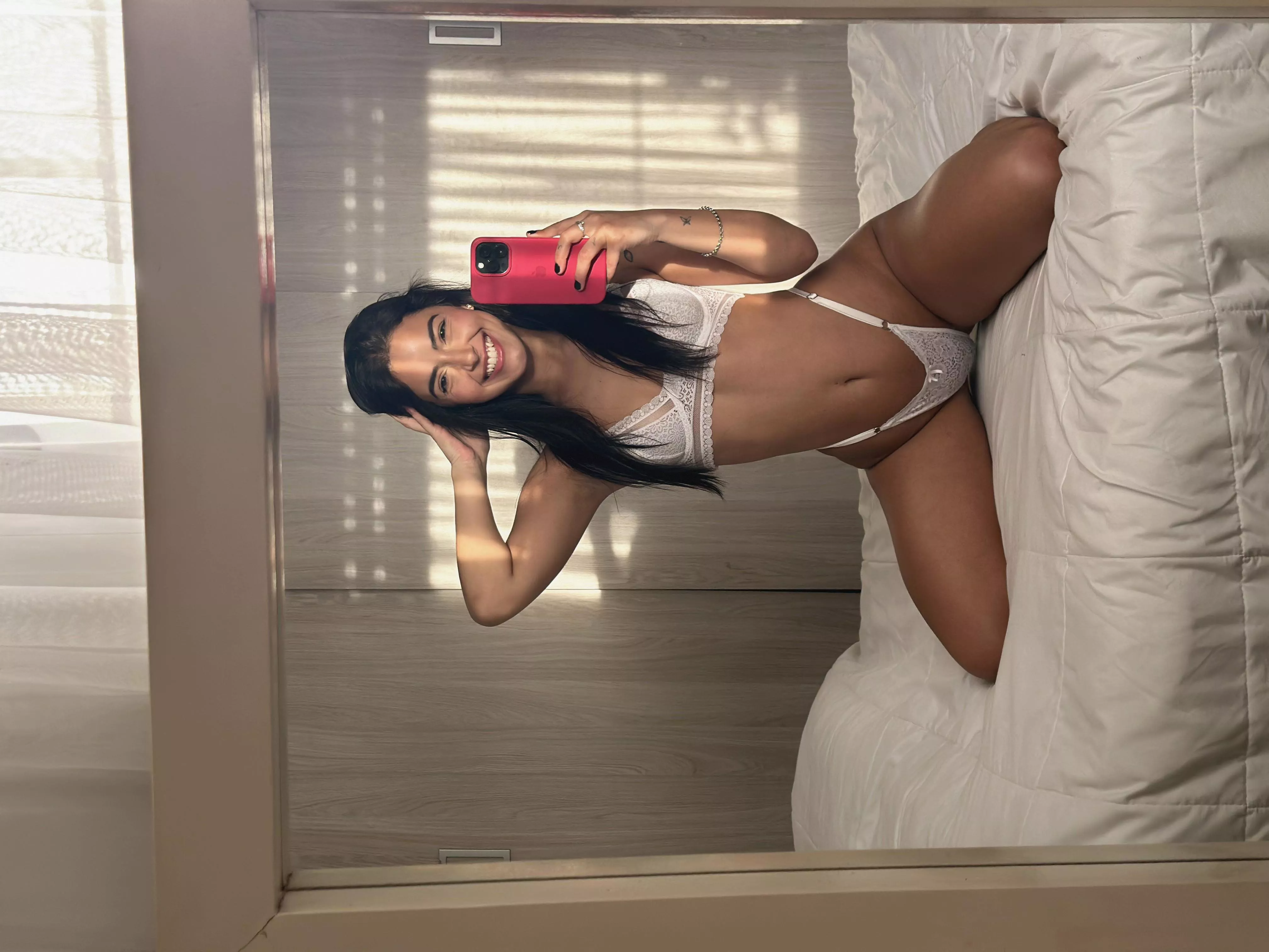 adorable little body posted by neepareficeu