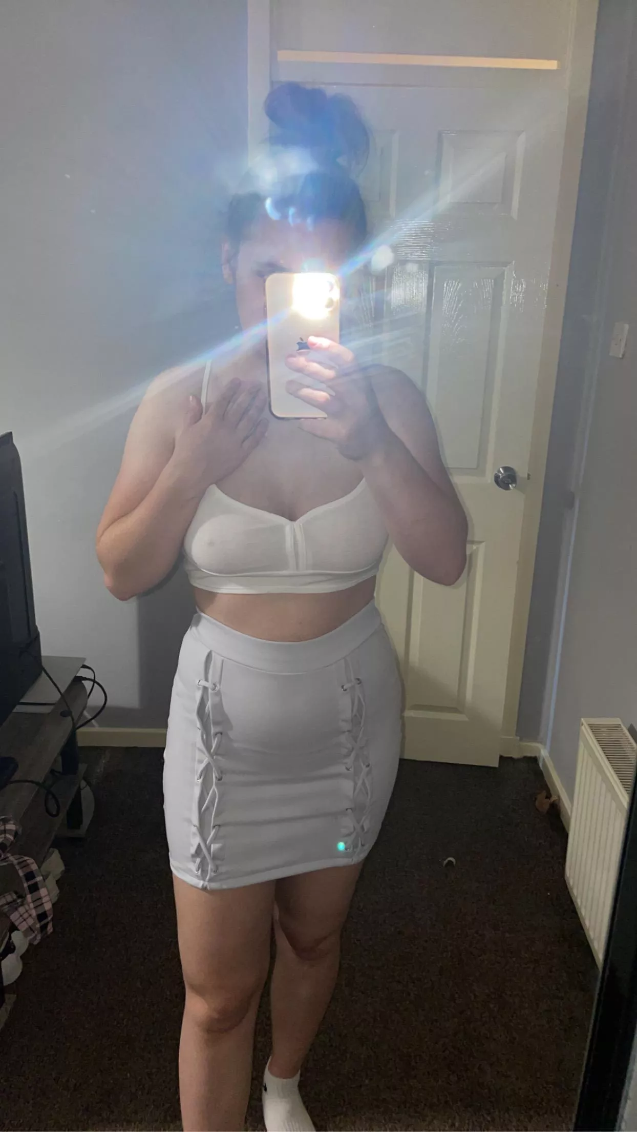 edging to my own nudes... wanna join? posted by hottiex7