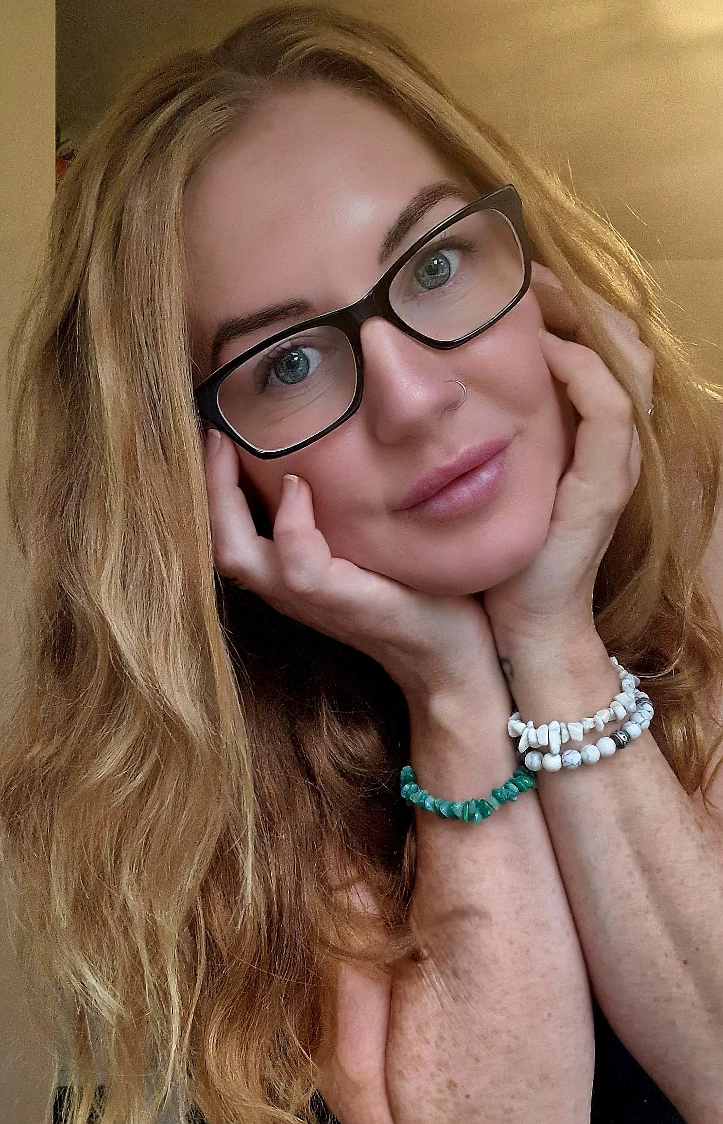 Freckles, red hair and glasses [IRTR] posted by clarrisacrystal