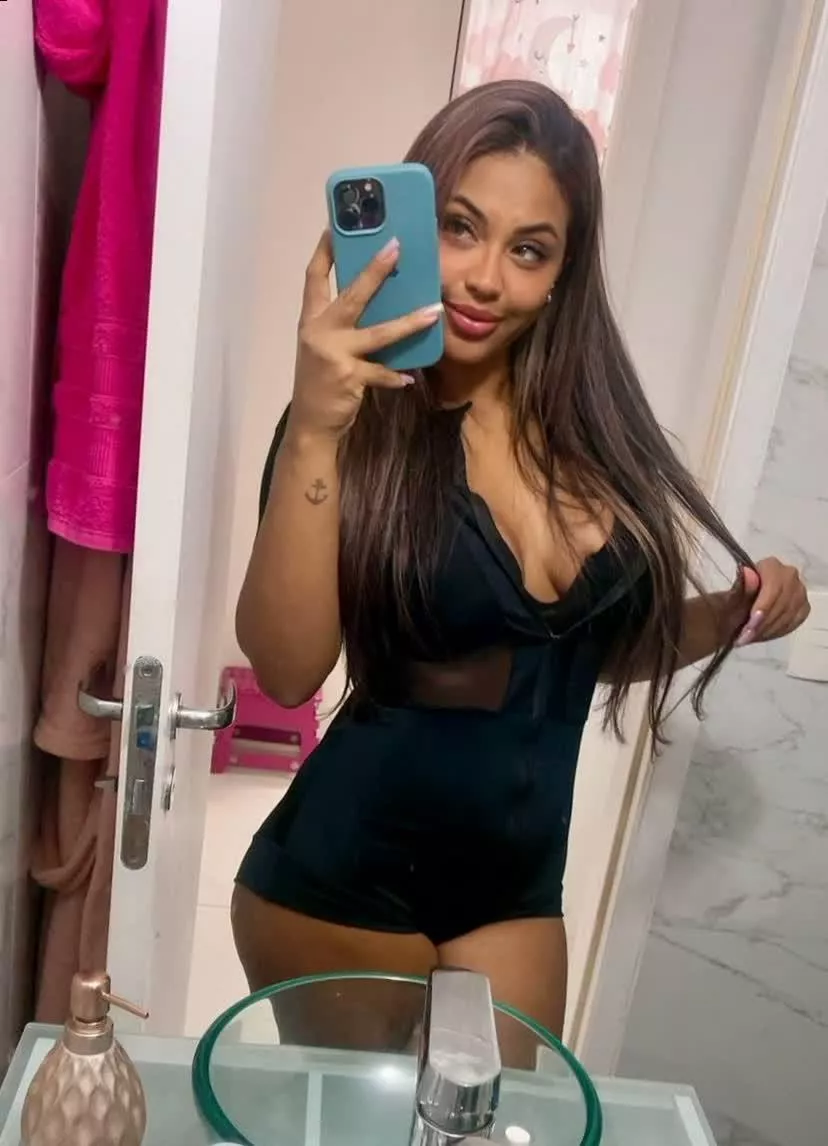 Here to make your heart race. posted by JoyShortiiee