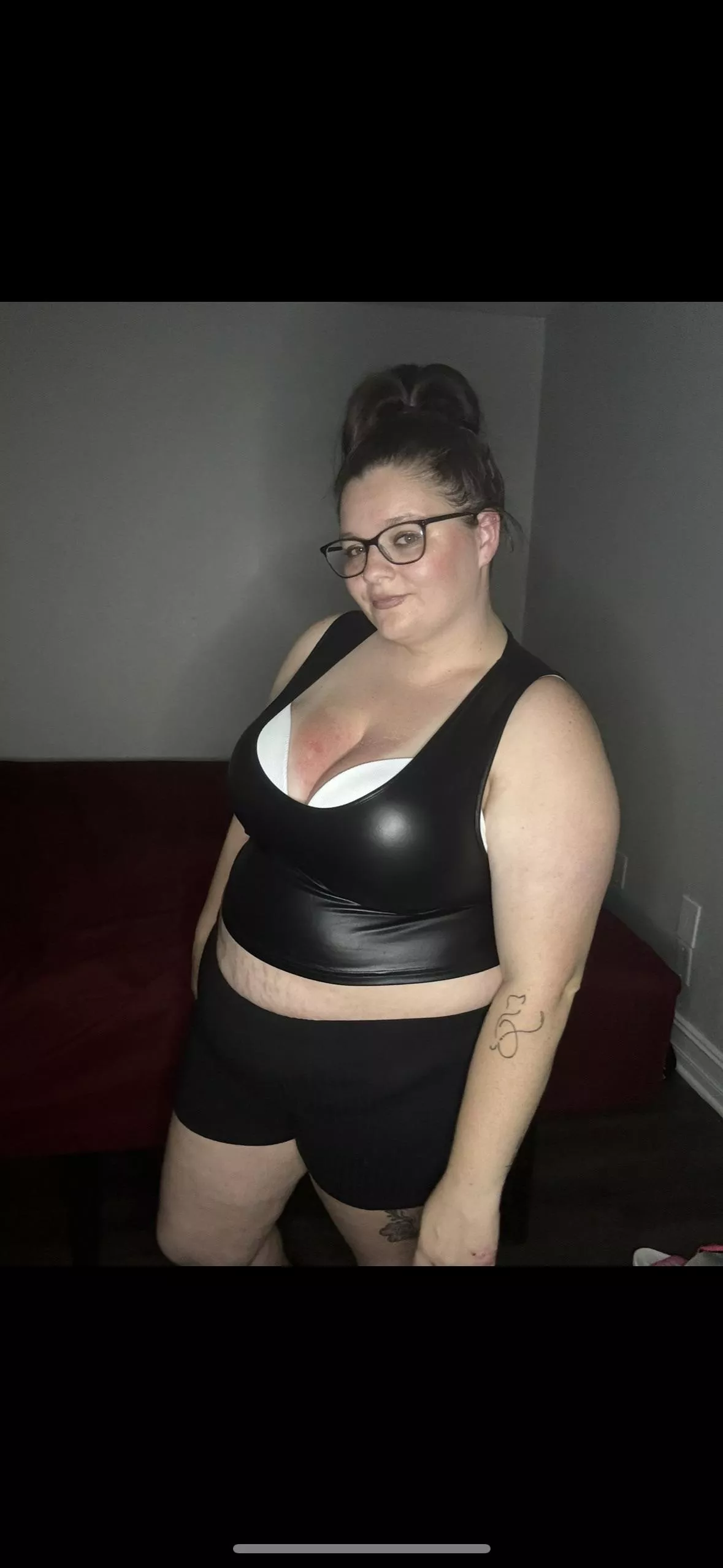 I love leather 💋 posted by RiasMae48