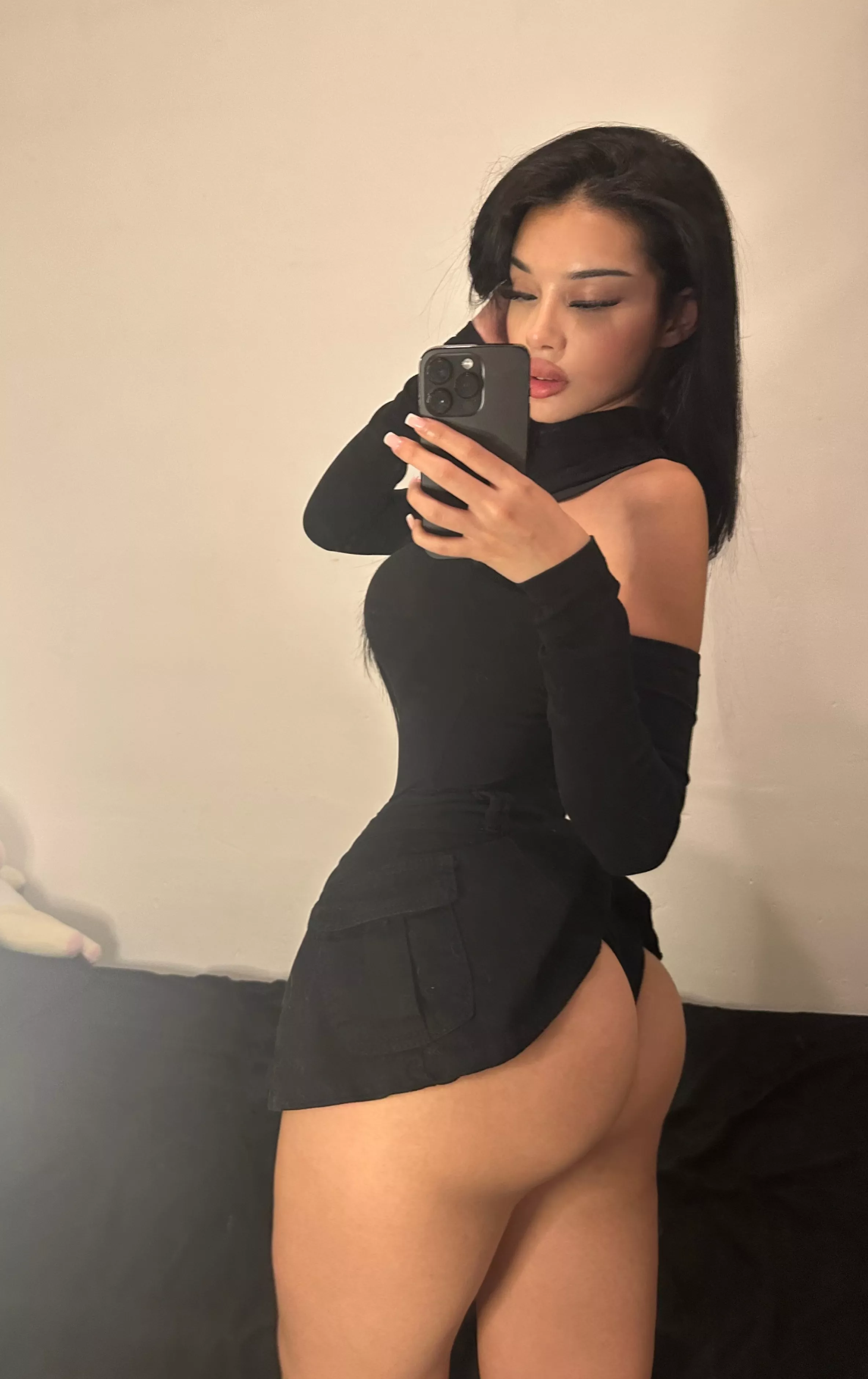 is it even possible to get railed in this skirt in a God-Honoring way posted by Foiuisilla