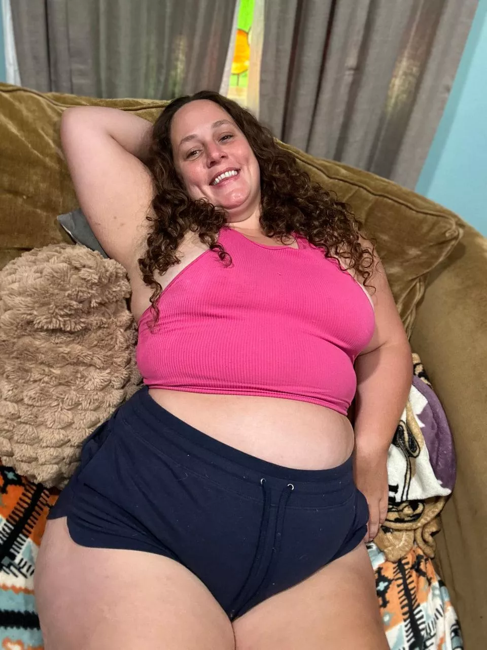 Just chillin here posted by lucshe8