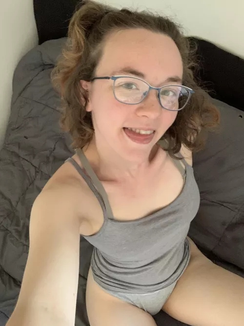 Nerdy girls are the cutest by thebreefontaine