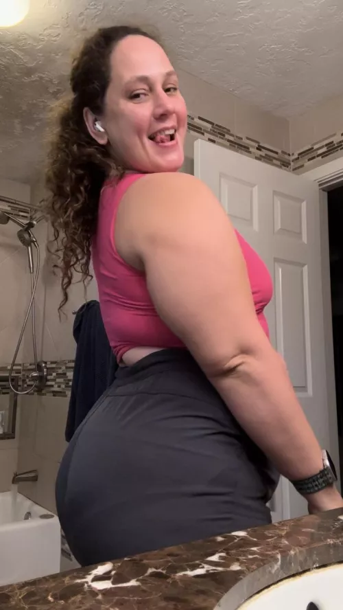 Off to the gym by lucshe8