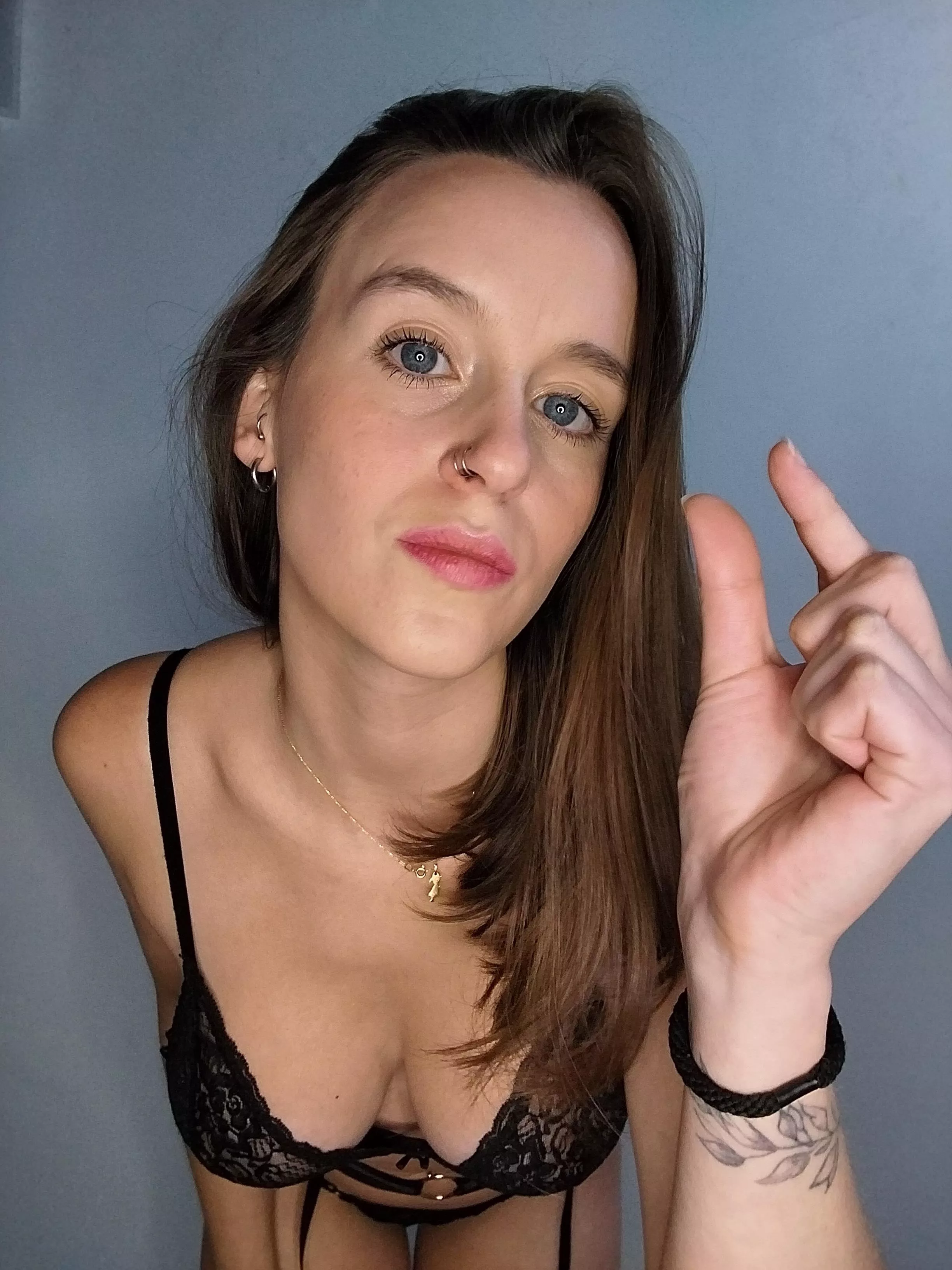 this goddess will make you suffer, pathetic posted by babylulux