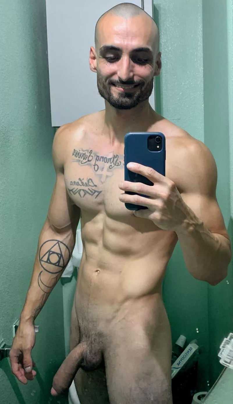 Want to rub [m]y head. posted by Additional_Example93