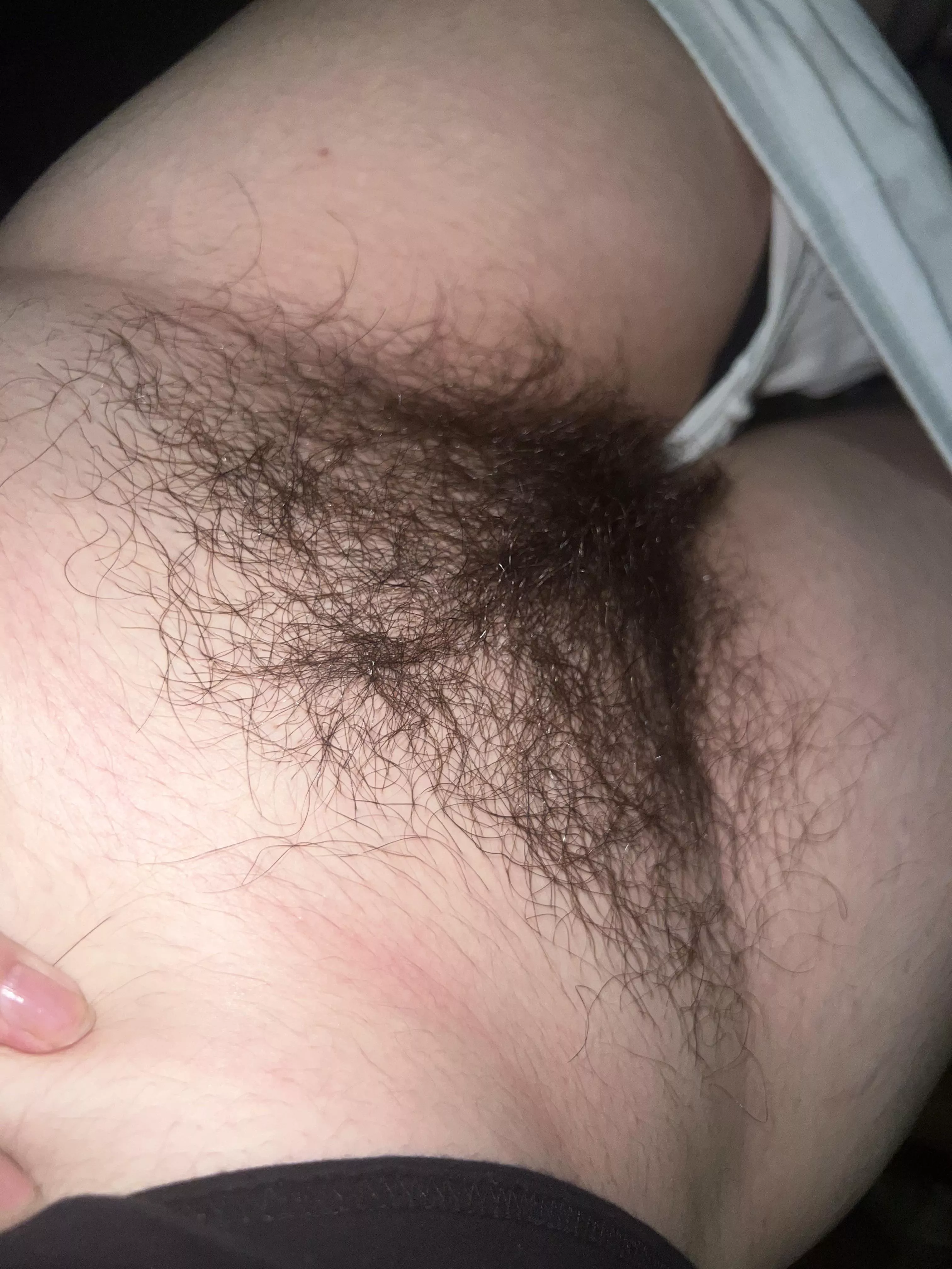 a thick dark bush like mine is hard to find👀 posted by baby_sophia20