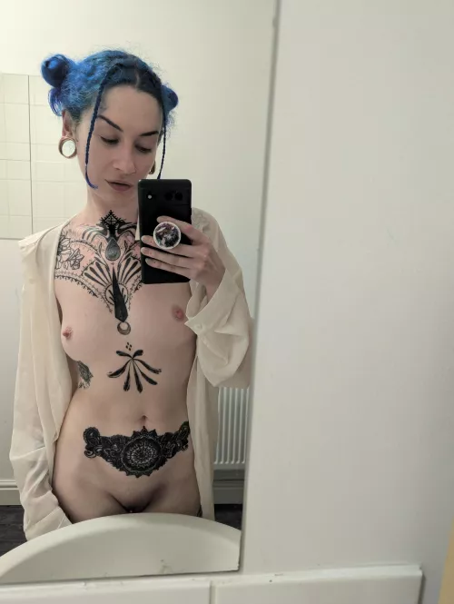 Can I wear your shirt after we fuck? by sukiexrose