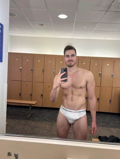 Good morning 💪 by Real-Ad-9004