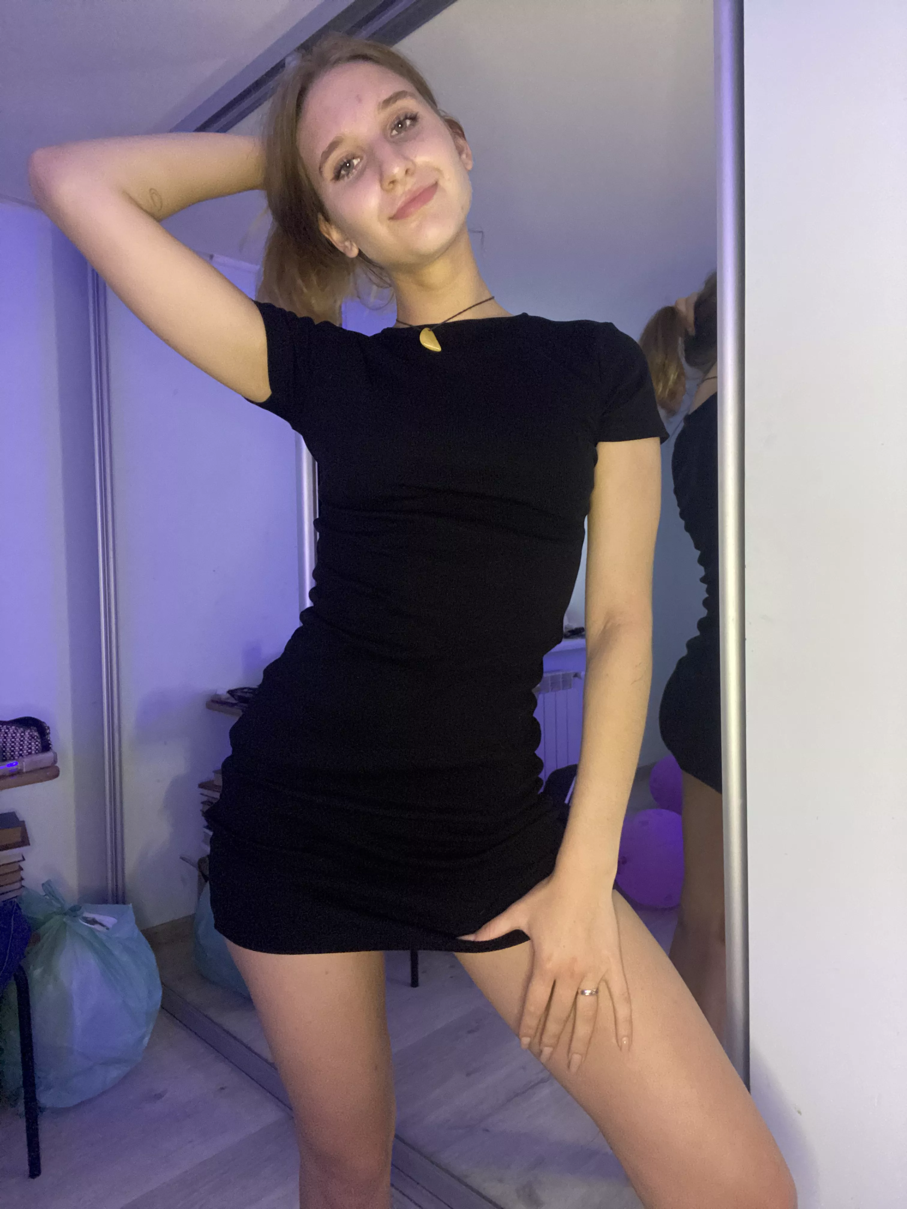 I just got home from work. my boss loves my dress!
 posted by Sweet_BabyLiz