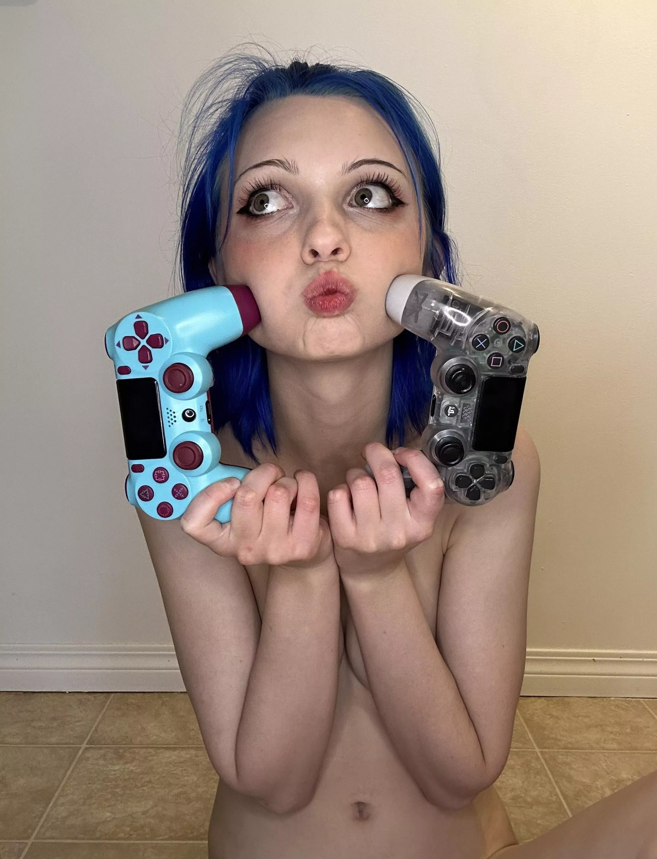 I'm a gambler and let's play a strip game with you posted by _Sonichka