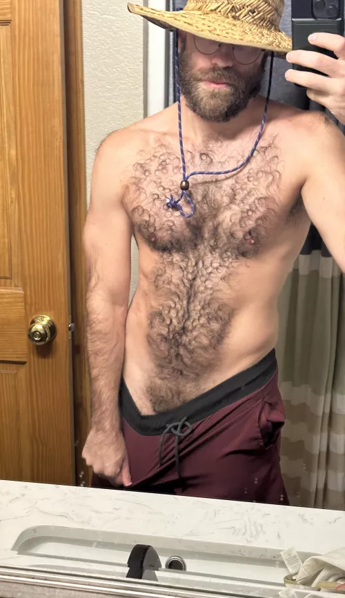 Lake weekend pic 😎 by OtterDude69