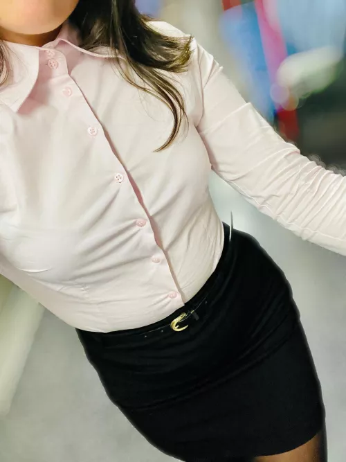 Nice and tight by miss_rubyredx