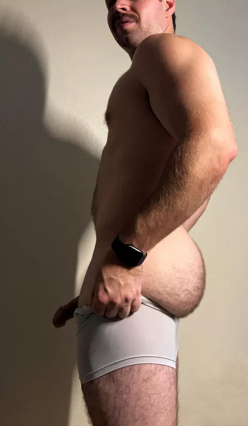 One of my friends said ass doesn’t matter on a guy, I said they were wrong.  by nerdyone13_1