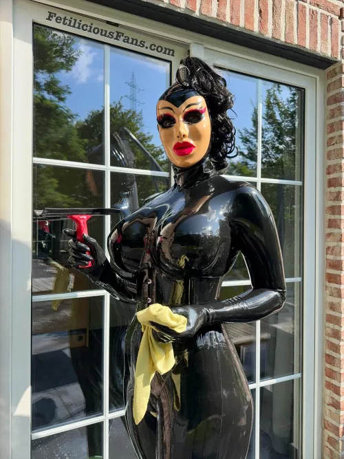 Perfect day to clean my windows. 💦 They always get so greasy and I don’t know why 🤭 by Miss_Fetilicious