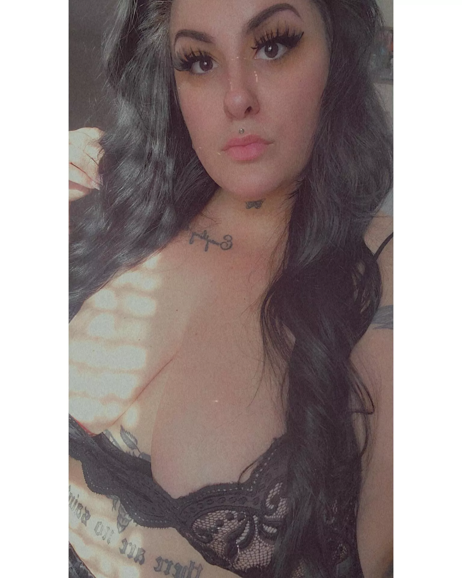 riley 🩷🤍 (@xorileyschembri) [onlyfans] posted by xrileyschembri