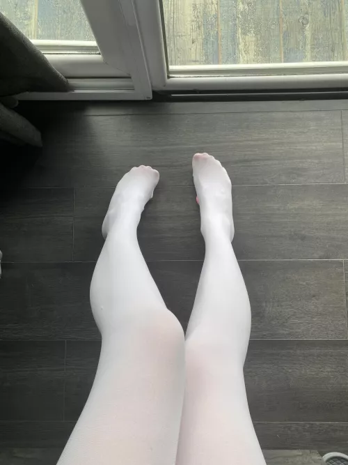 Tear off my stockings and suck my feet by _kateedem_