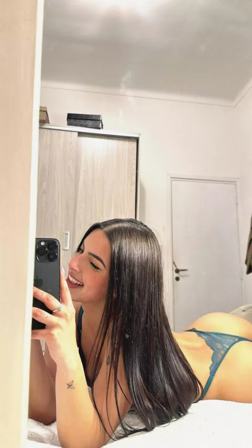 eighteen and still never kissed a guy before… by zkcomputer200