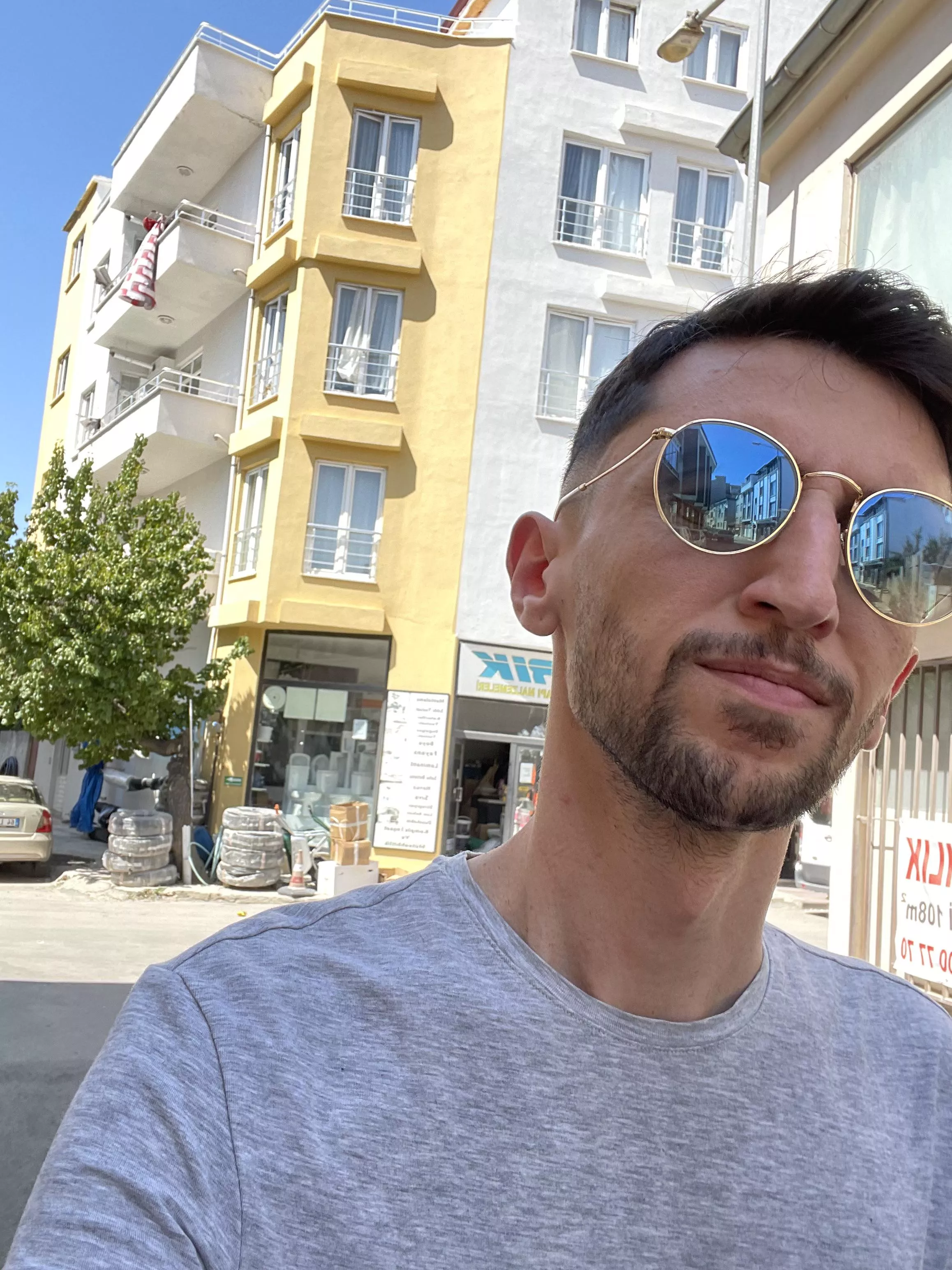 Got the haircut 💇‍♂️  posted by Rainbowalloverme