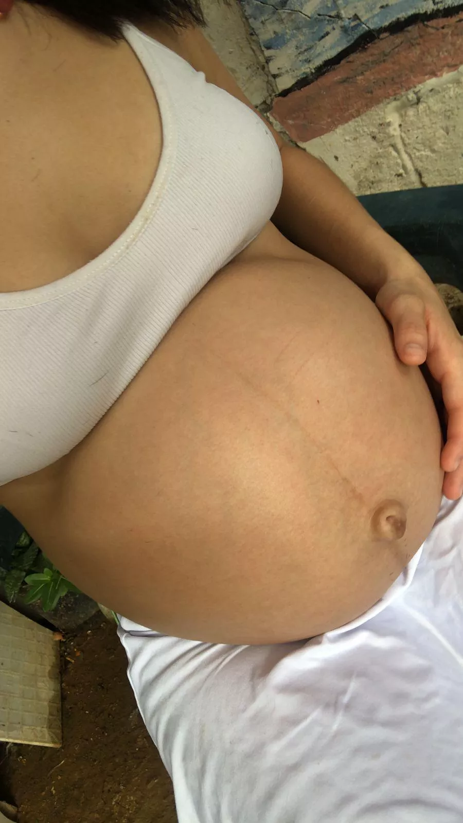 I'm looking for a father for my daughter and I also make rich content 😈🤤 posted by mariassr