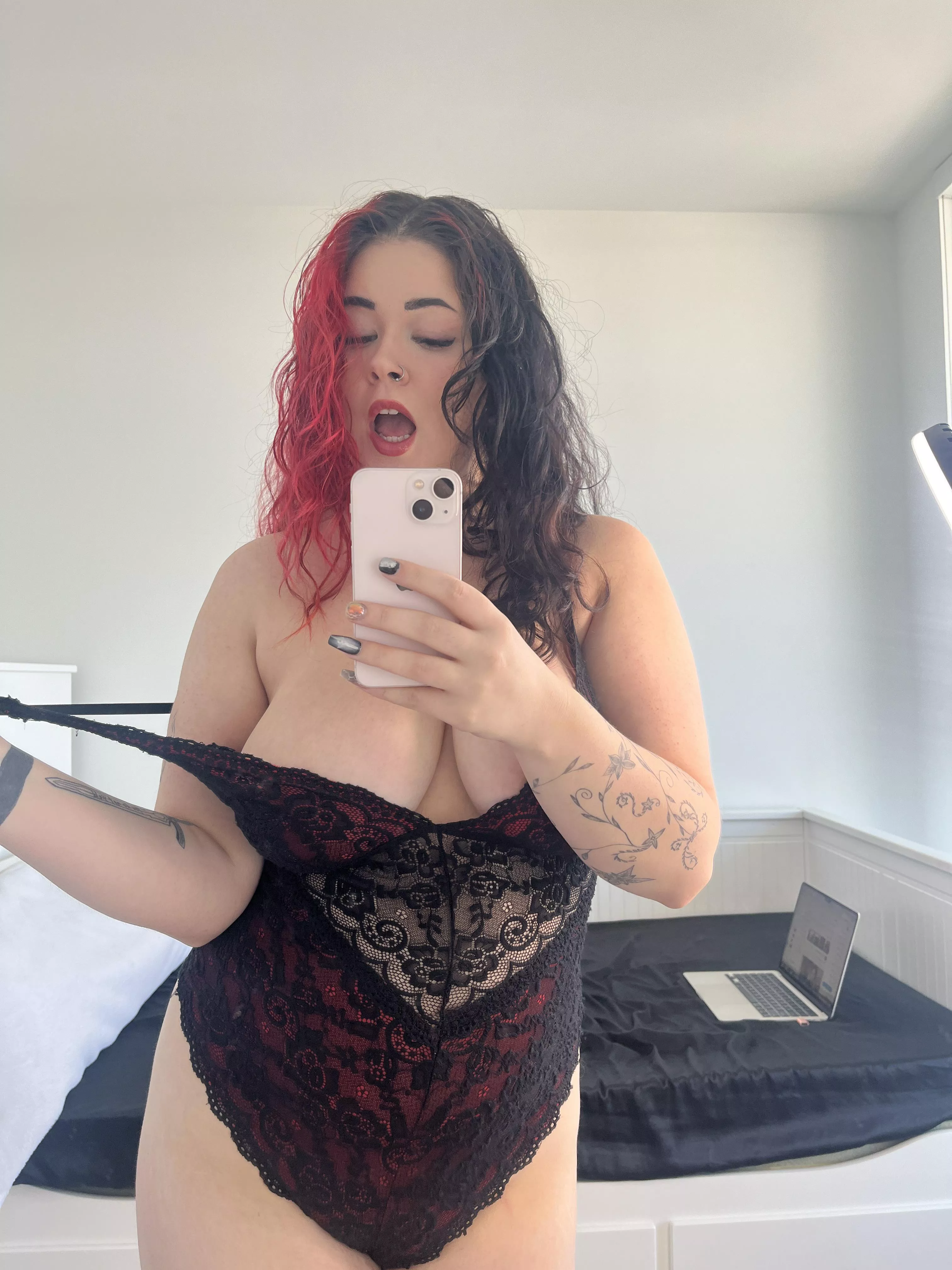 It’s too hot for clothes posted by VanessaStrawbrry