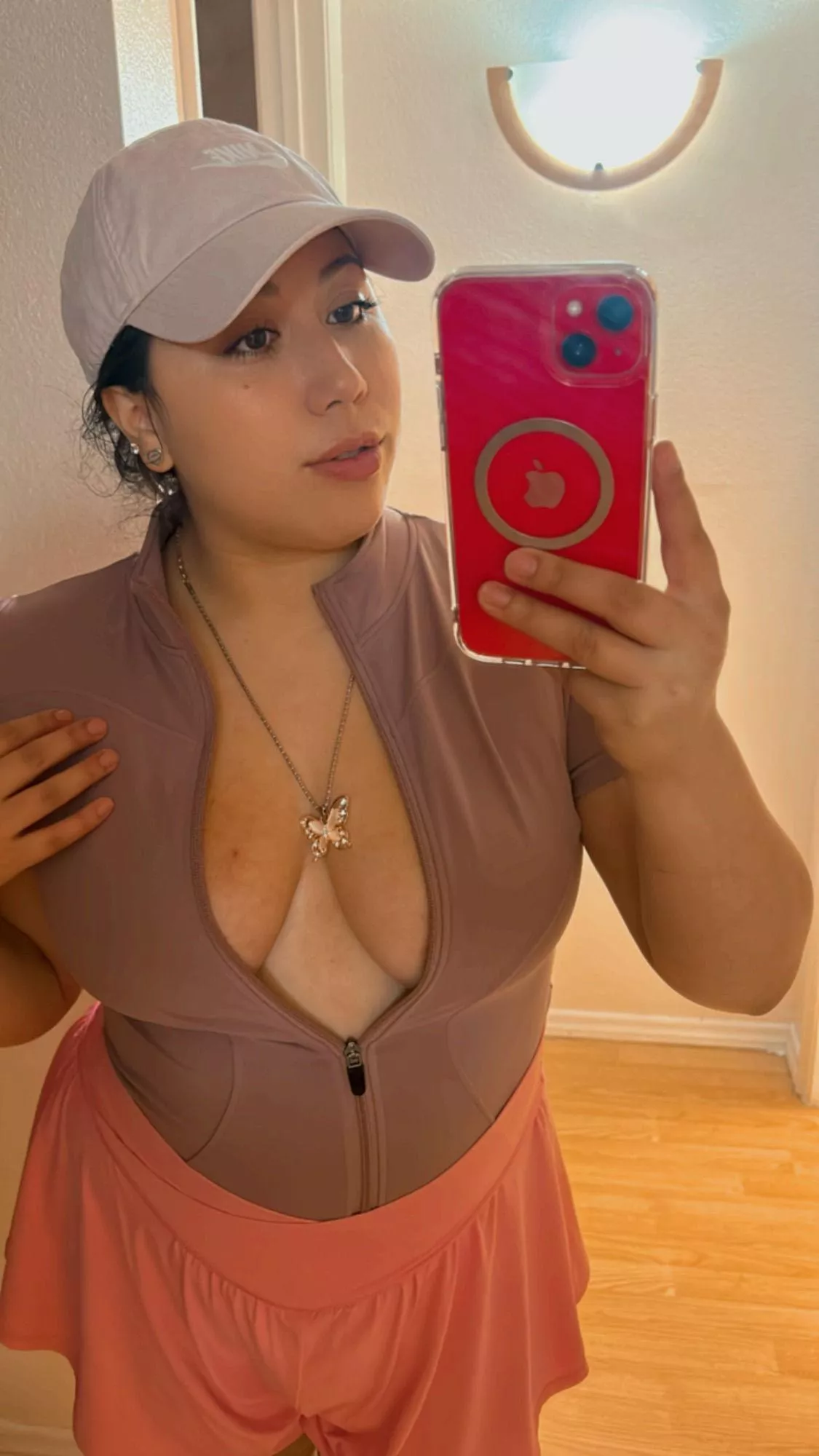 Just knock on my door, and I will make your night fantastic. posted by QueenAgathaa