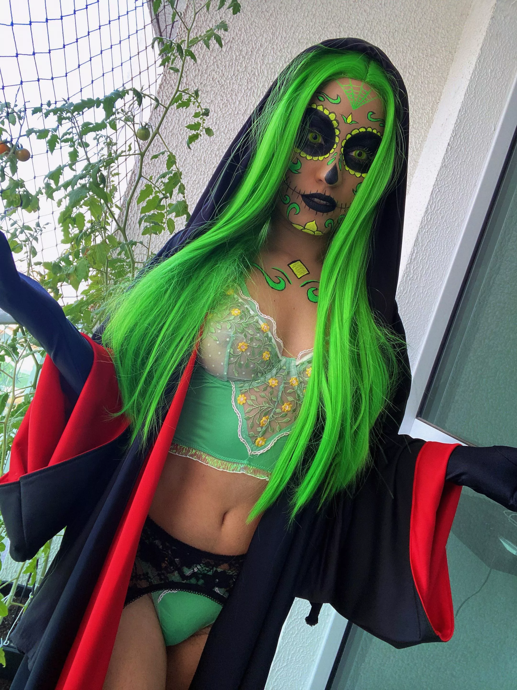 Los Muertos costume posted by batcayra