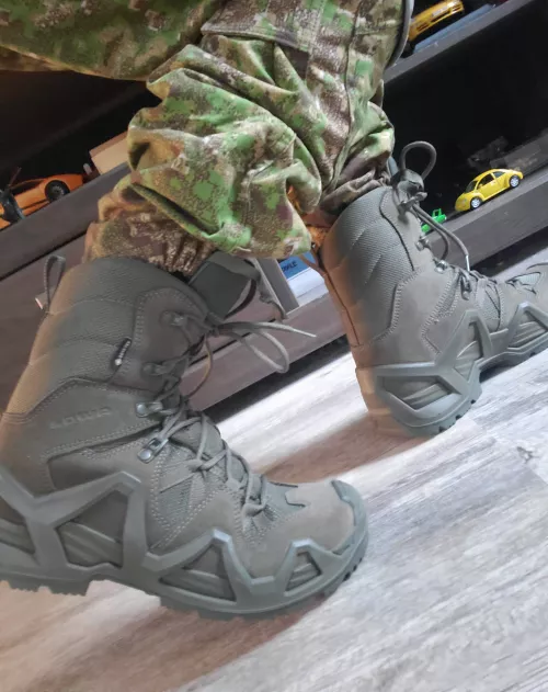 My Lowa Zephyr MKII just arrived  by Acrobatic_Job_5594