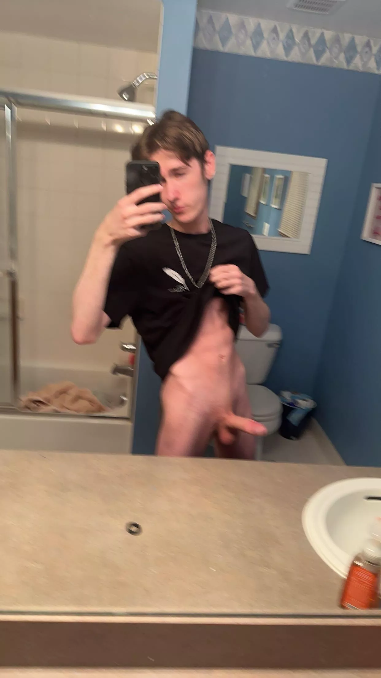 the fact that you’ve all seen me naked turns me on so much [18] posted by epic179