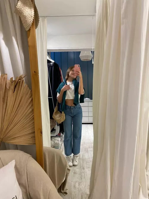 Think I'm attractive wearing this by Idkz