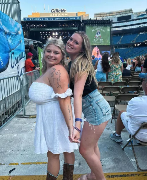 Amazing really  by bobbyvsvs