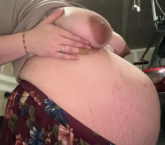 Big Pregnant Woman 🥰 by Present-Visual-3594