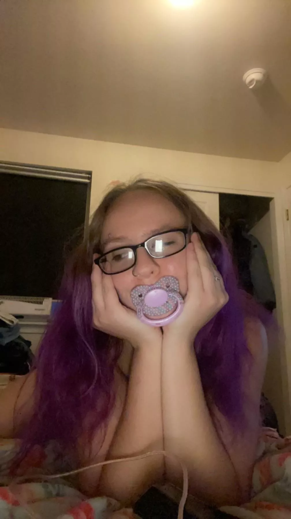 Binky time  posted by pinkyisblazed