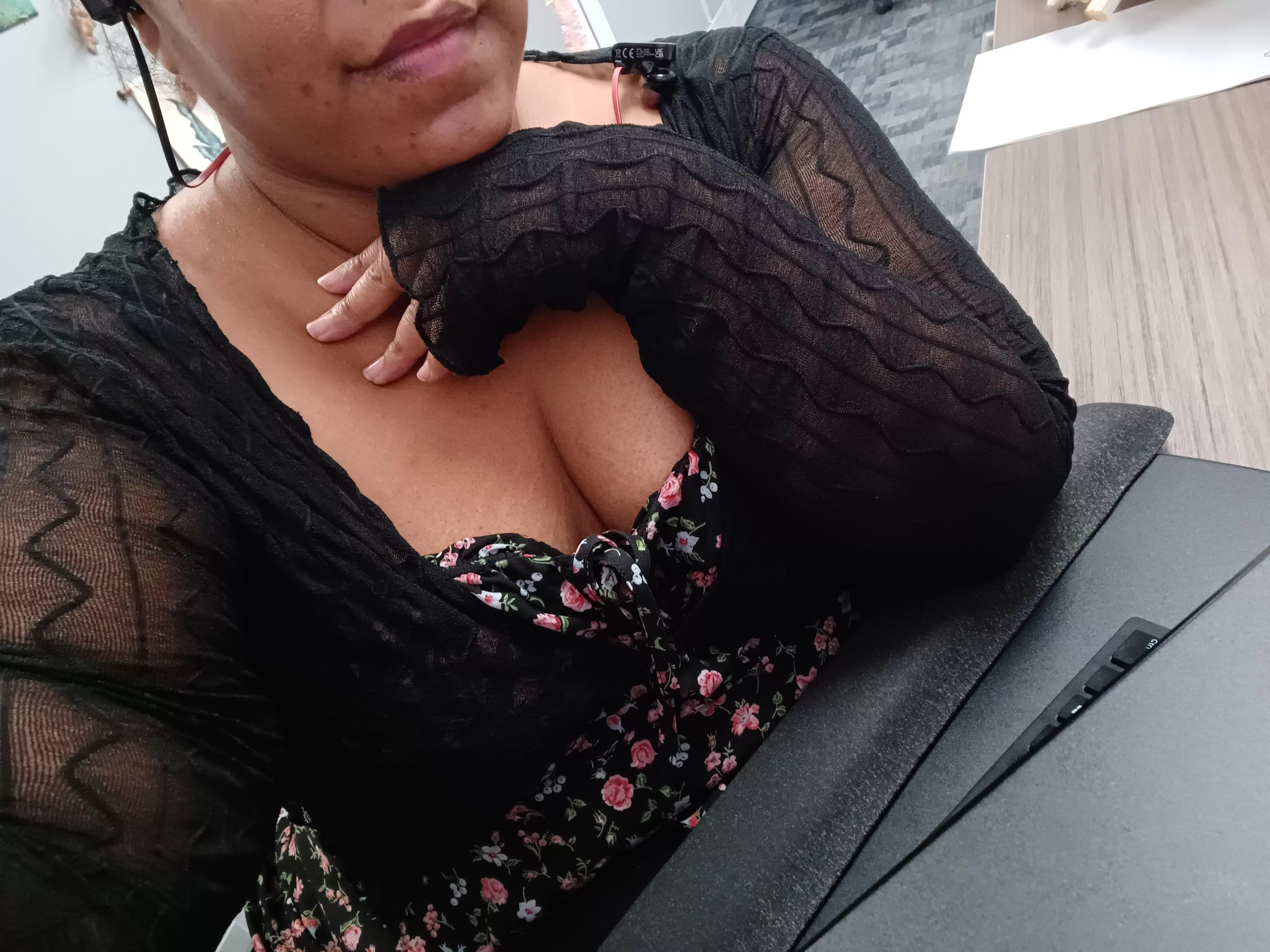 Blasian- I'm so ready for the weekend, hope you all get to sleep in  posted by kz_kandie