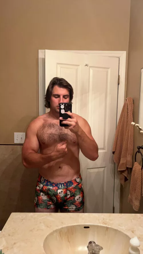 Bored and horny tonight  by Throwaway999989890