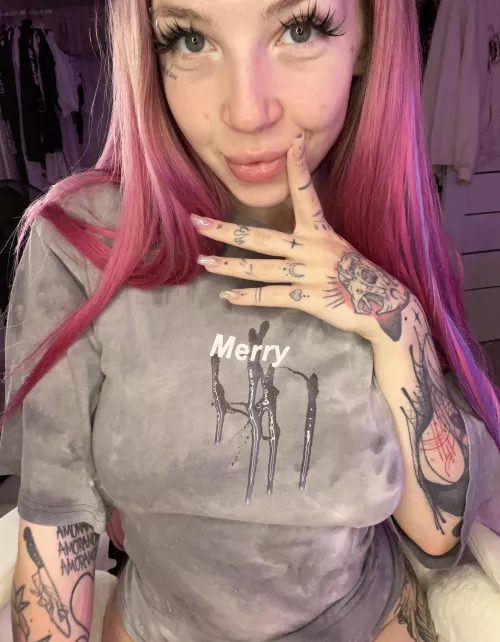 Dad got my T-shirt dirty, I should probably take it off by Wonderfullbabyy