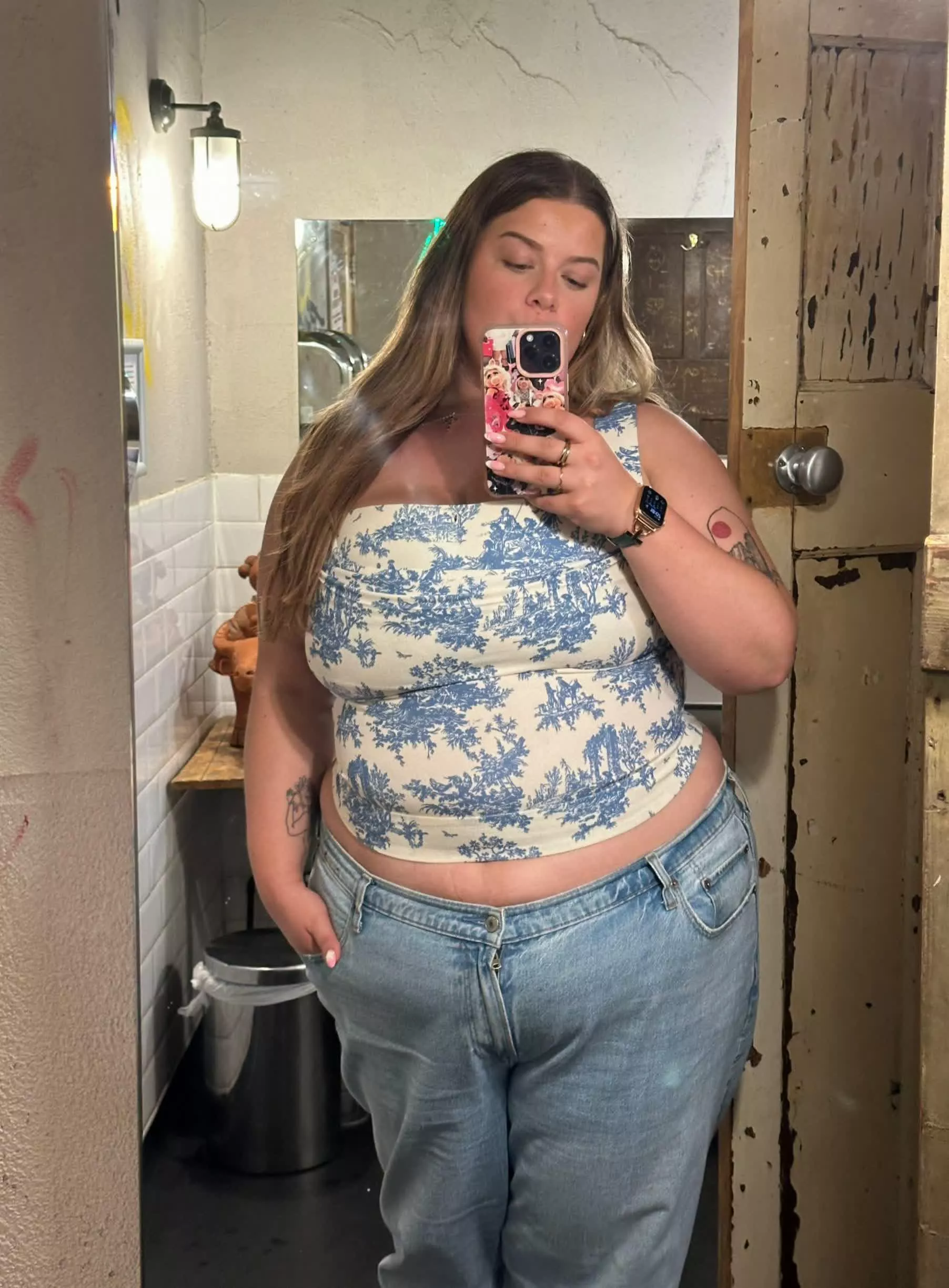 do you mind how fat my thighs and belly got posted by alissbonython